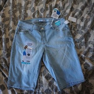 NWT YMI Shorts Size 16
